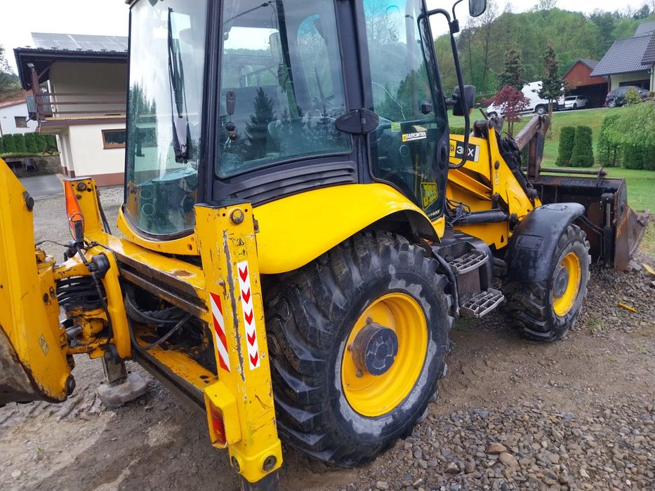Koparko-ładowarka JCB 3CX*