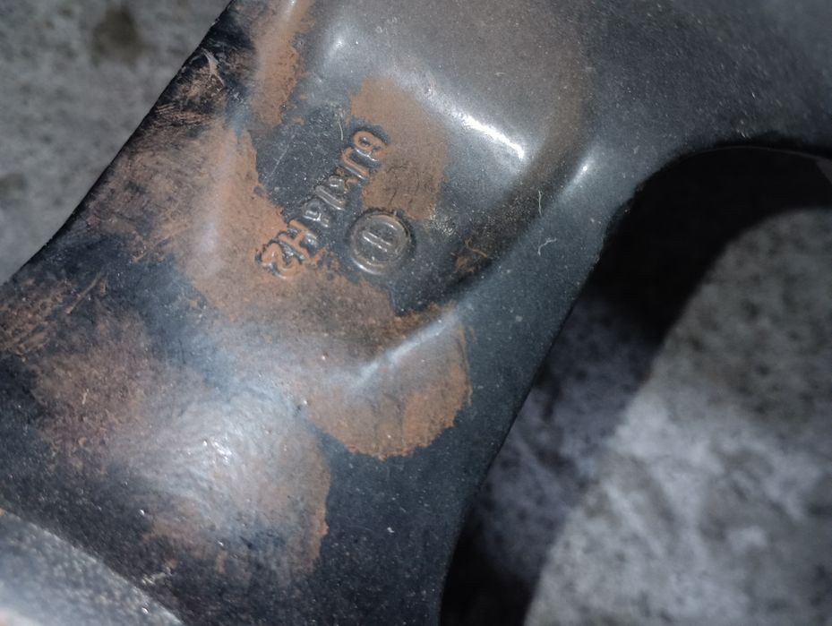 Vários jogos de jantes usadas