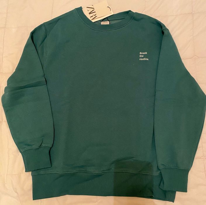2 Sweats cardadas Novas (tamanho 13-14 anos) por apenas