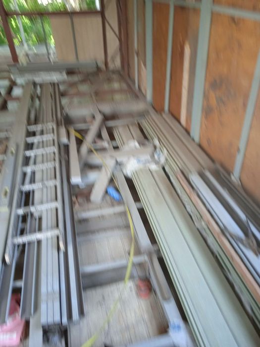 Продам Дачу ,бокс на лодочном причале