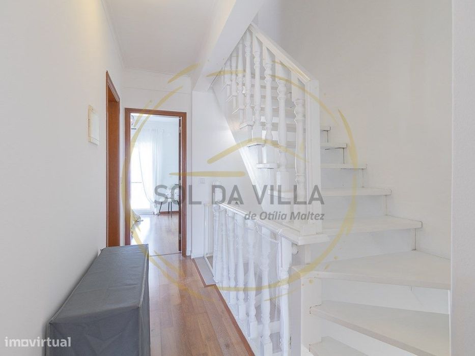 Moradia Geminada c/piscina Quinta do Conde - 425.000€