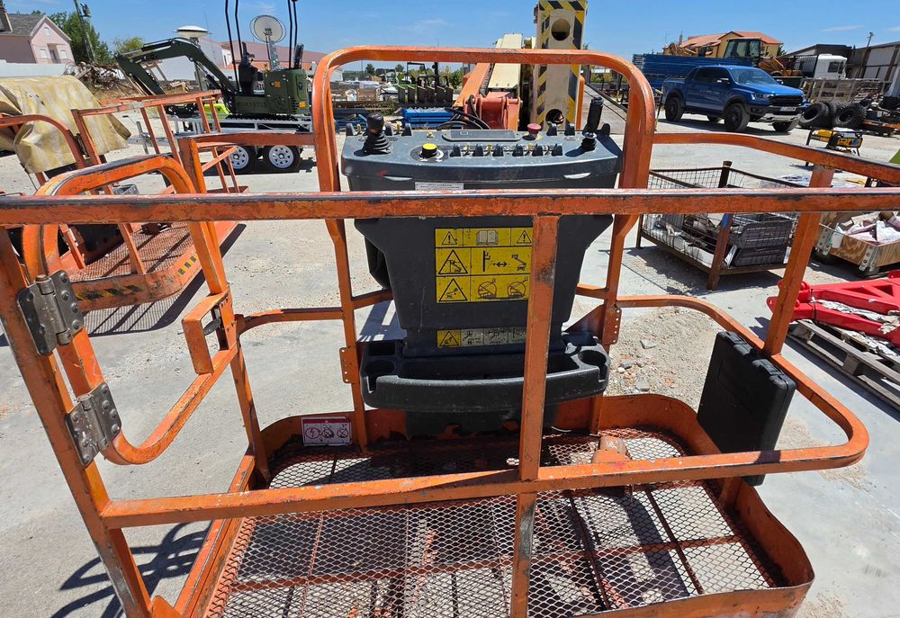 Plataforma Elevatoria JLG E450AJ