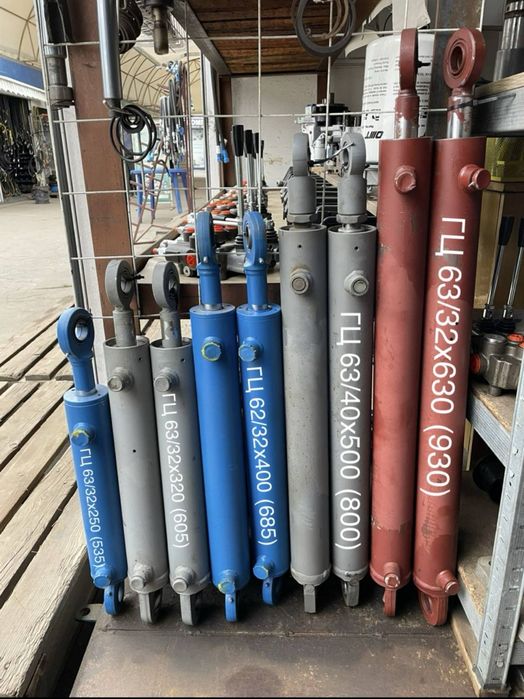 Гідроциліндр фронтального навантажувача КУН