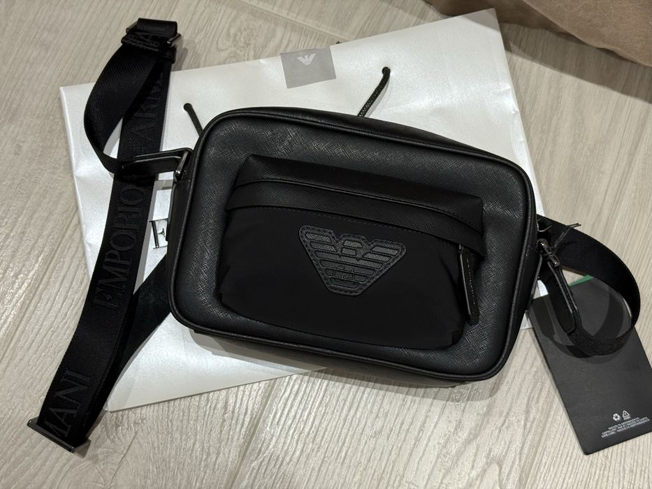 Оригінальна сумка Emporio Armani. Сафянова шкіра. Ідеальна!
