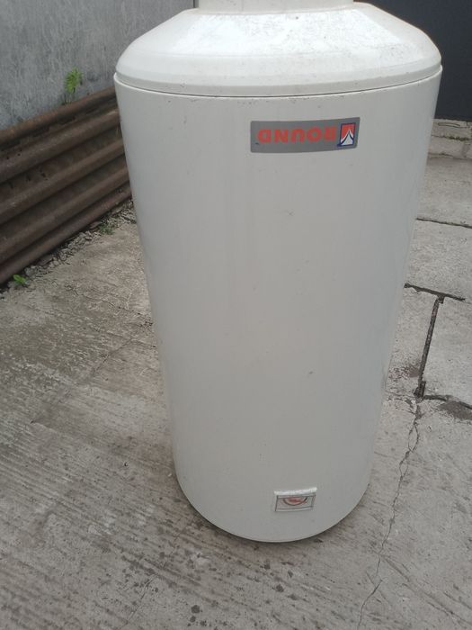 Електричний водопвдігрівач.