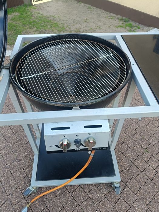 Grill gazowy szklany blat