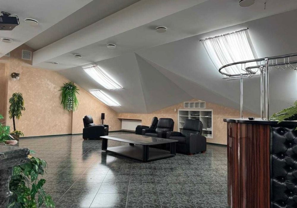 Подобова оренда Новий рік, корпоратив, ретрит, івенти, зйомки