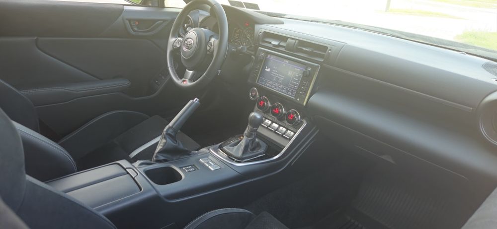 Toyota GR86 Executive Premium  5970 km  Subaru Brz