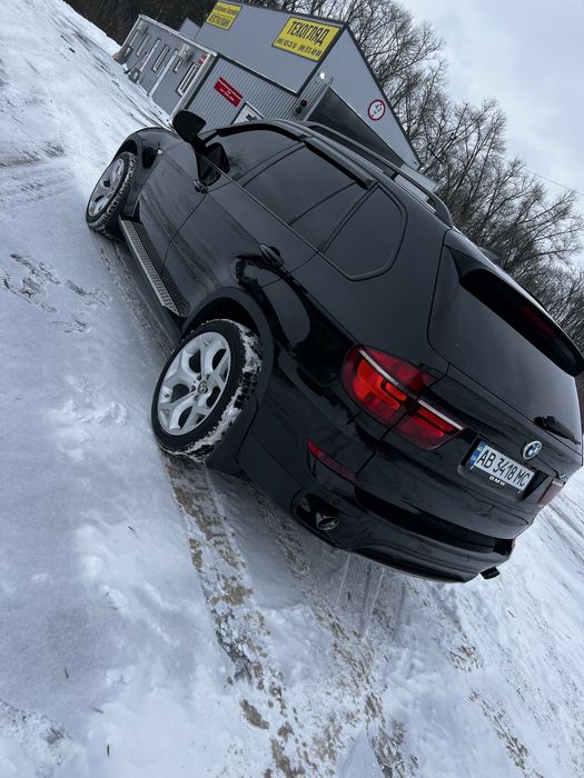 BMW X5 3.0D 35xDrive 2011 /гарна комплектація/не фарбована