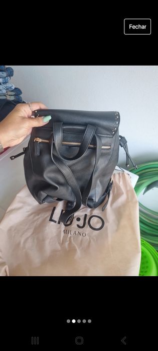 Mochila liujo preta