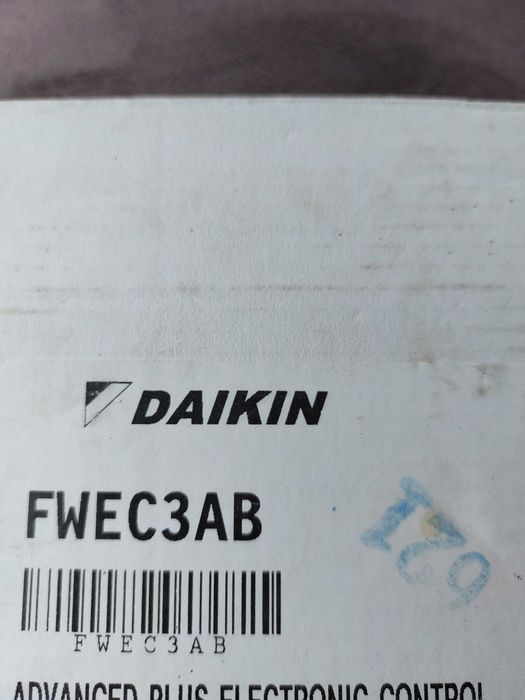Przewodowy pilot zdalnego sterowania Daikin Air Conditioning FWEC3AB