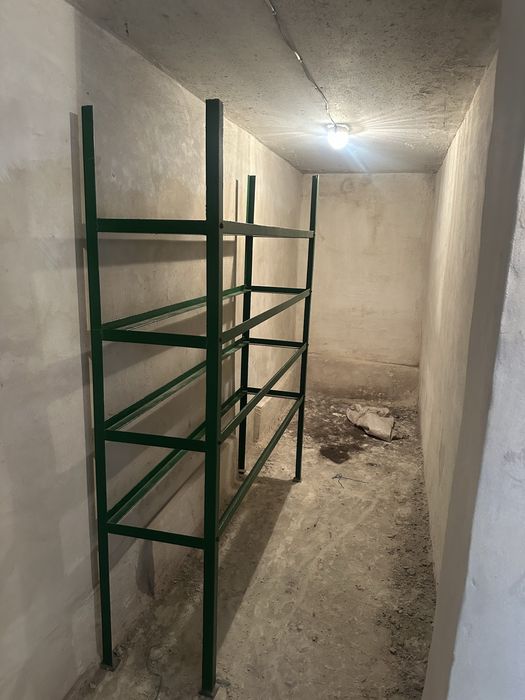 Продам гараж на Лесі Українки