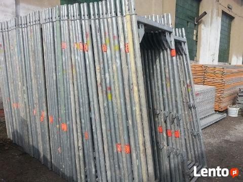 Wynajmie rusztowania