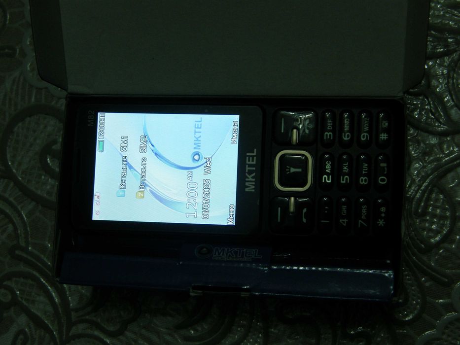 Новый кнопочный телефон MKTEL M82