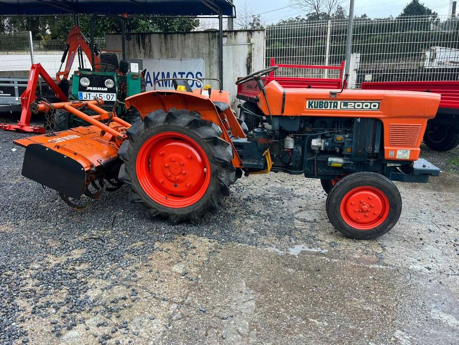Trator Kubota L2000