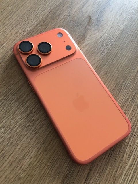 Iphone 17 pro 256g pomaranczowy