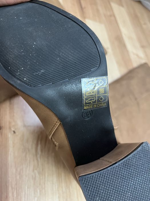 Buty na obcasie damskie 38