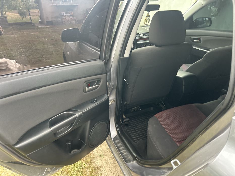 Mazda 3 2004 1.6 газ