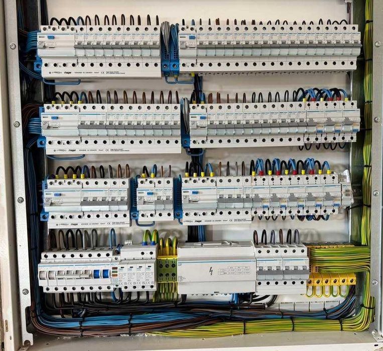 Elektryk/Naprawy/Montaż Instalacje Elektryczne NOBISEND