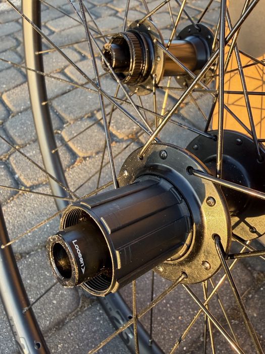 Koła gravel/szosa Bontrager Paradigm 23