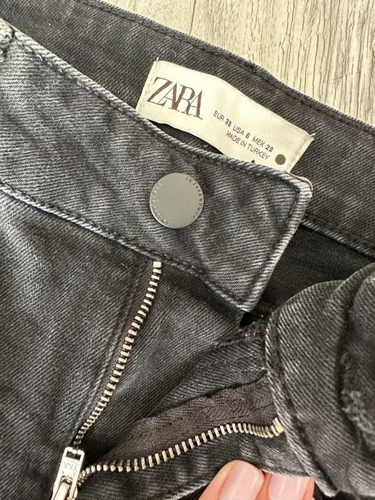 Чорні джинси Zara жіночі