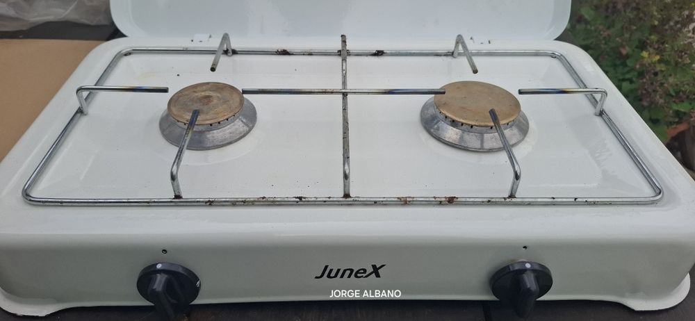Fogao dois bicos ótimo para campismo