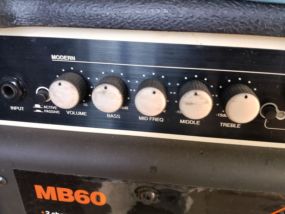 Wzmacniacz gitarowy Marshall MB60 60W