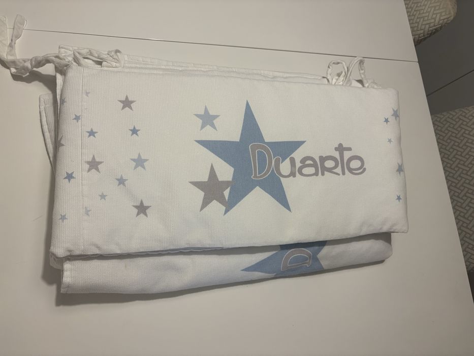 Conjunto de berço personalizado