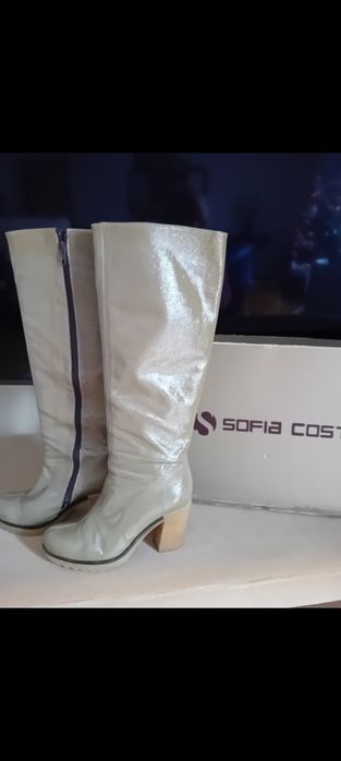 Botas Verniz. Alta Qualidade.