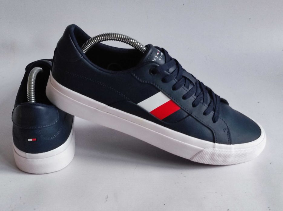 - Tommy Hilfiger  - Sneakersy, trampki r. 41