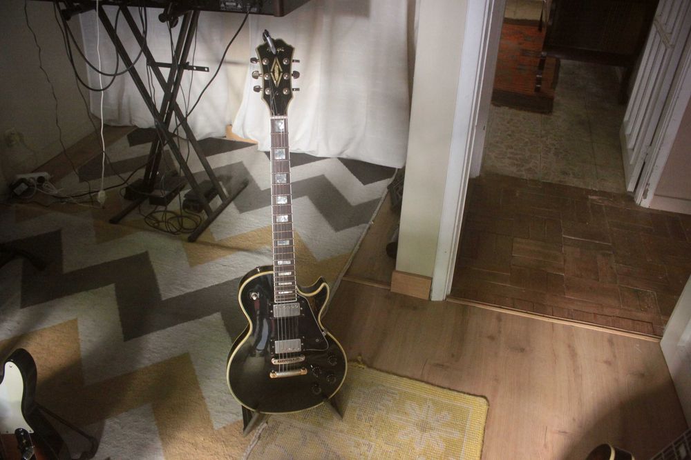 Guitarra LesPaul Maya