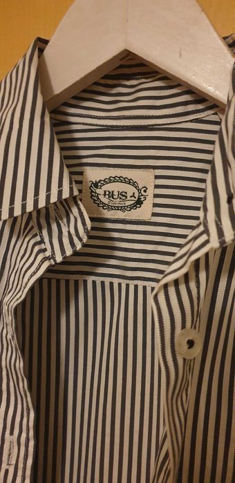 Camisa às ricas preto e branco