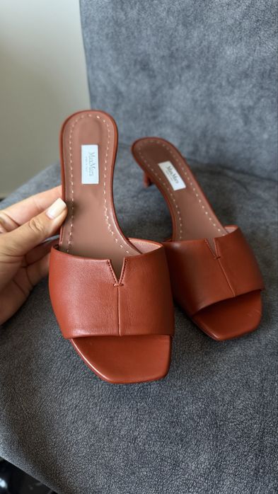 Коричневі босоніжки MAX MARA мюлі на ніжку 24,5