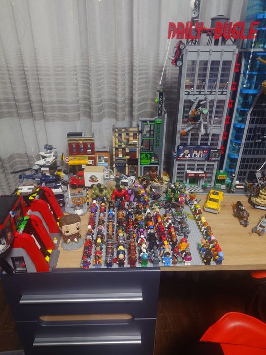 Продам або обміняю в ІФ лего