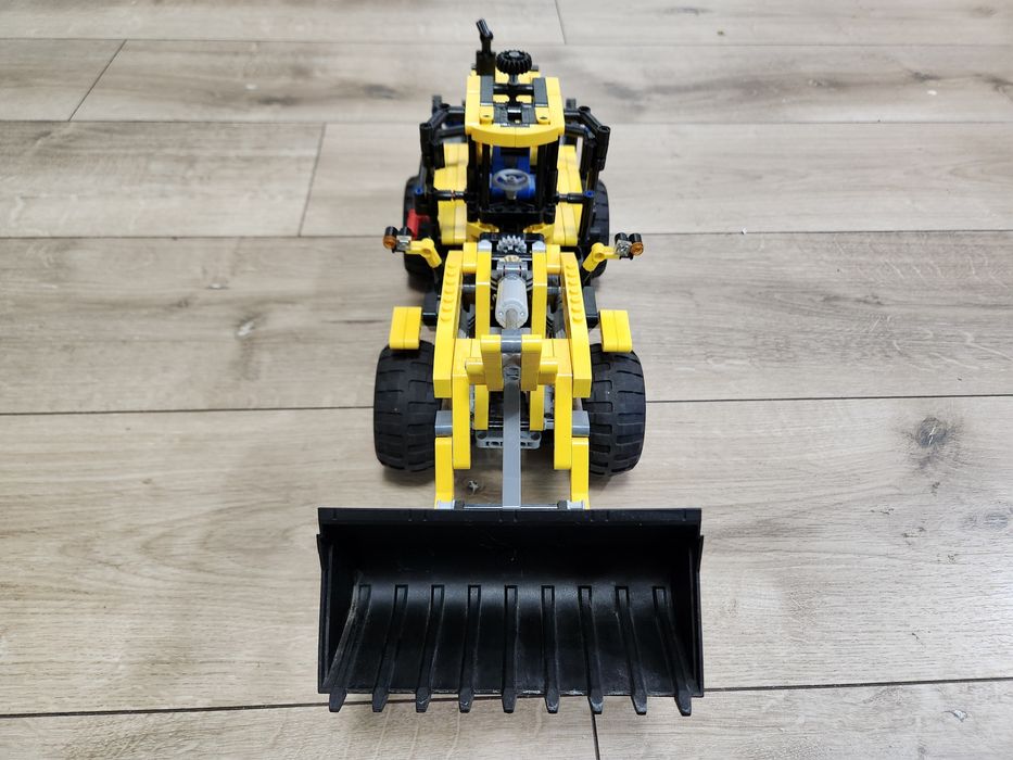 Lego 8265 Technic оригинал Лего экскаватор техник в отличном