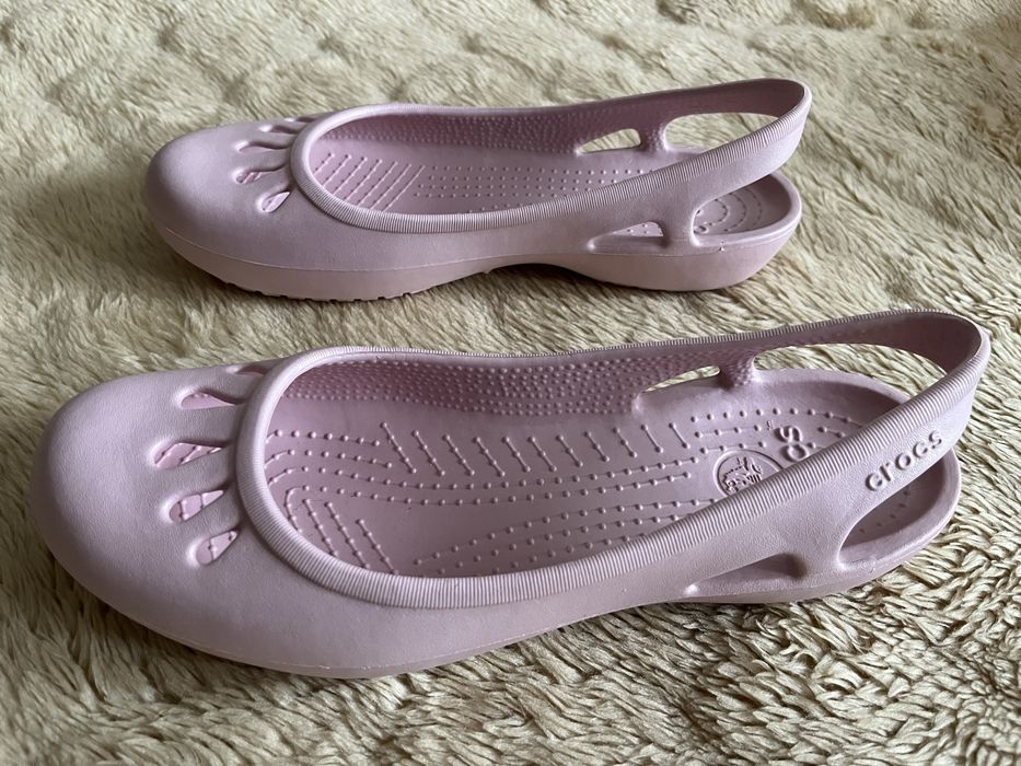 Baleriny Crocs W 11 wkladka ok.27,5 cm.