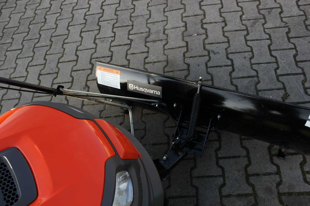 Husqvarna CTH 163 Kawasaki V2 TRAKTOREK Kosiarka plug do sniegu