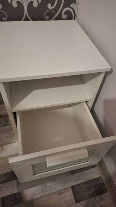 Łóżko Ikea i 2 szafki nocne