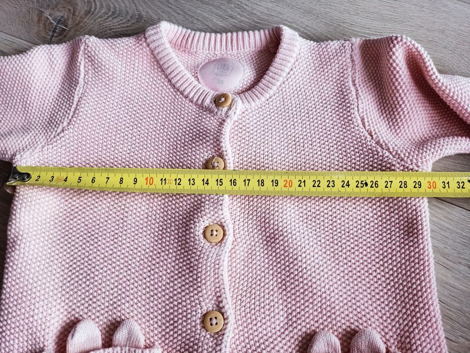 Sweter dziewczęcy różowy rozpinany z kieszeniami 98