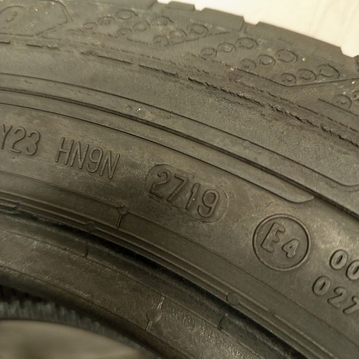 205/65R16C Continental ContiVanContact 200