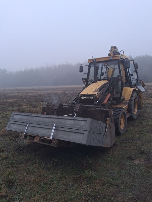 Usługi koparko-ładowarką