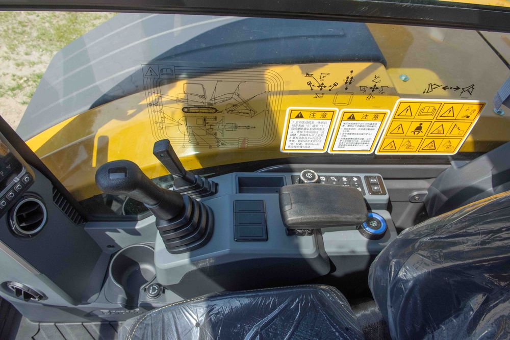 Міні екскаватор XCMG XE60G PRO 2025 (Сервіс,гарантія)