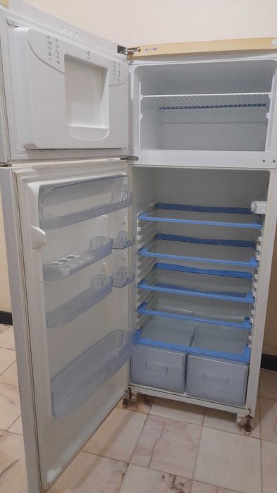 Frigorífico como novo
