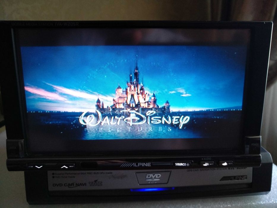 ALPINE IVA-W205R з процесором-підсилювачем