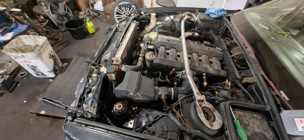 bmw e34 торг у капота