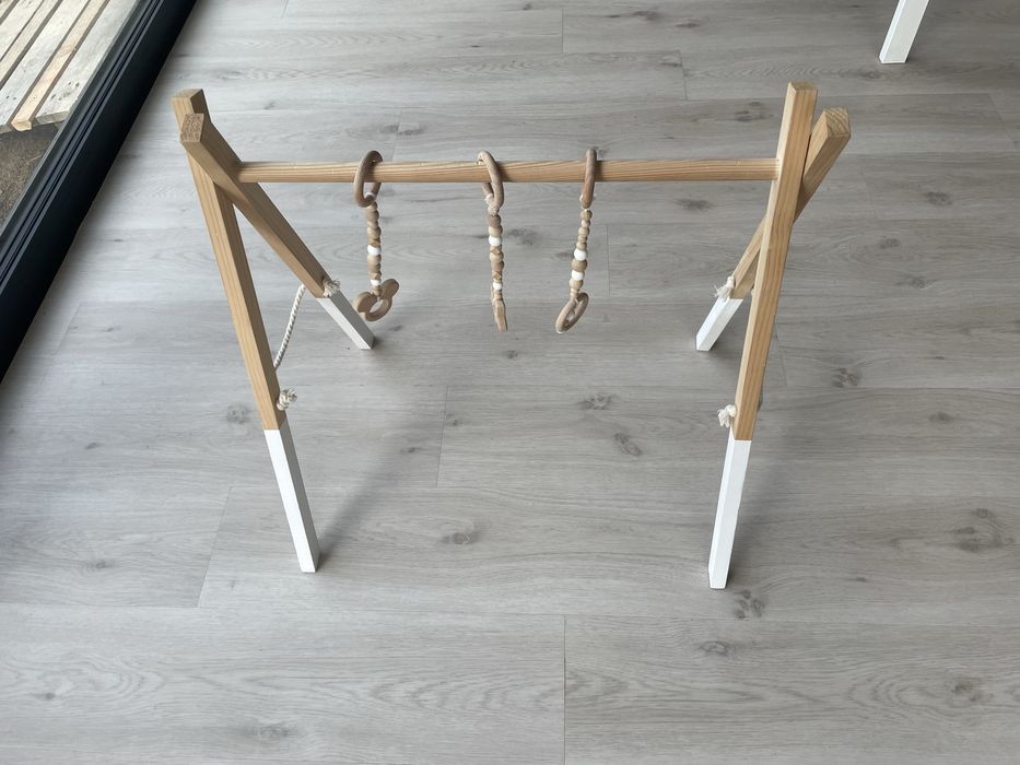 Stojak edukacyjny Baby gym
