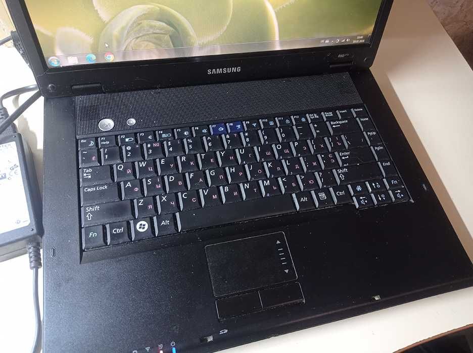 Ноутбук Samsung R60+ 15,4" intel T8100 2ядра/2GB RAM/SSD 128GB/Win 7
