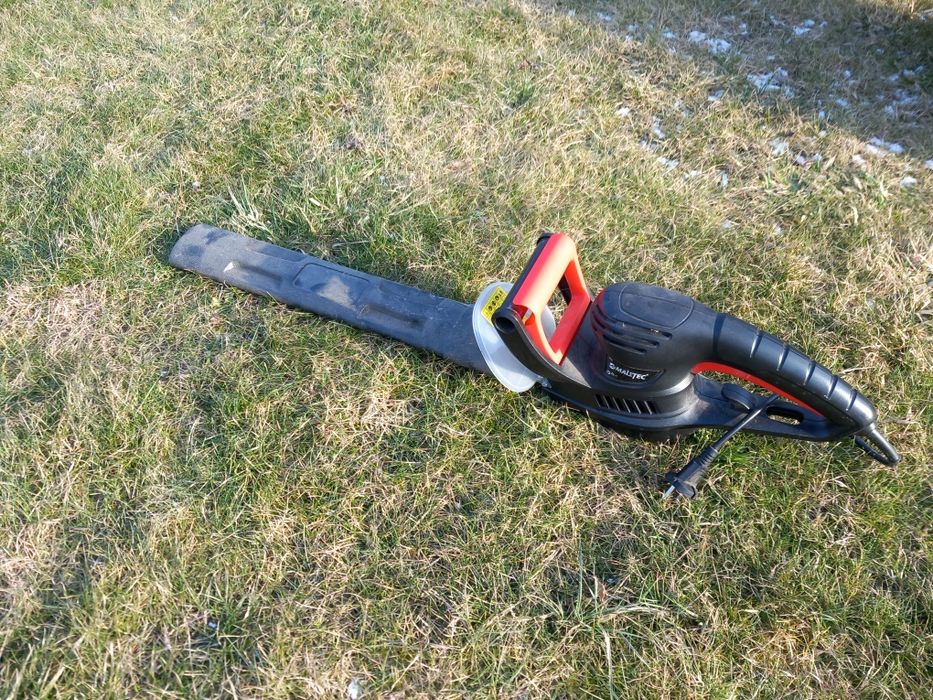 Elektryczne nożyce do żywopłotu