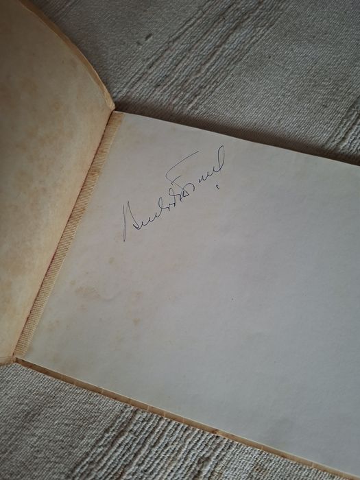 Livro de visita de Presidente da República ao Brasil em 1957