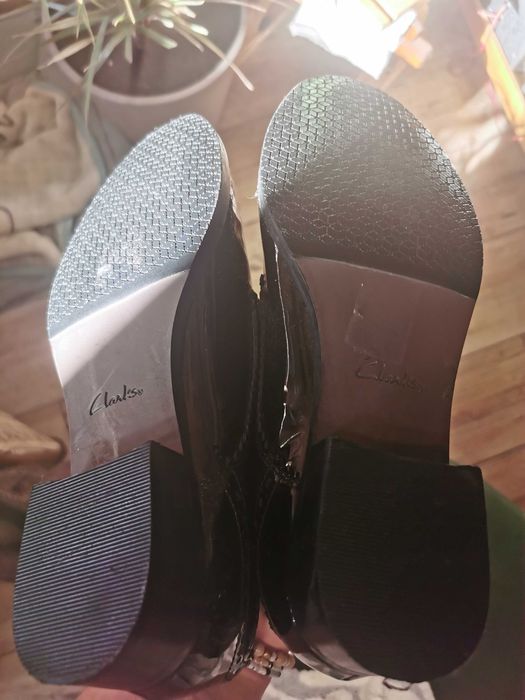 Buty skórzane czarne lakierki Clarks r. 38